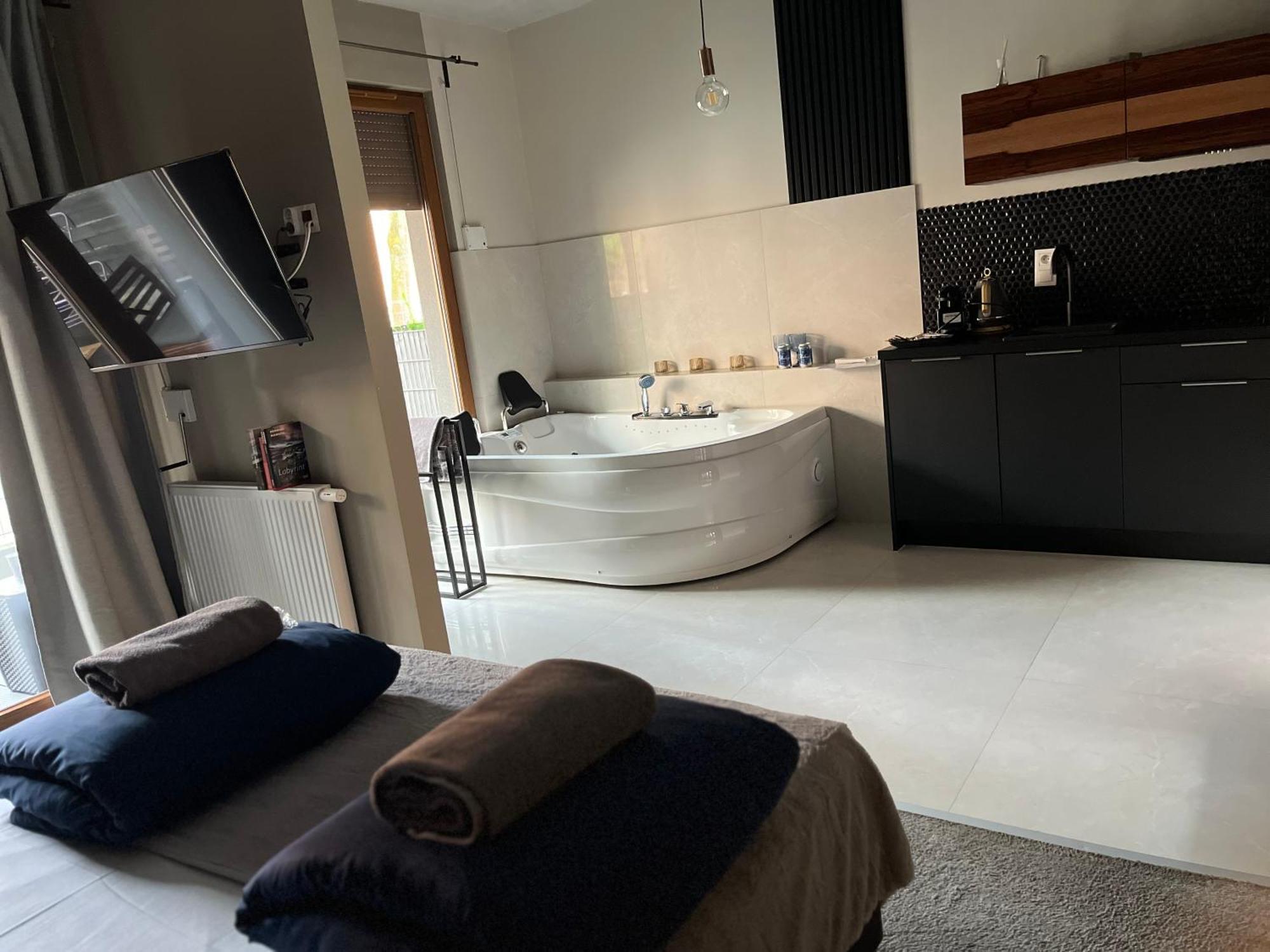 Jacuzzi Rakowicka Top Apartments Krakow Luaran gambar
